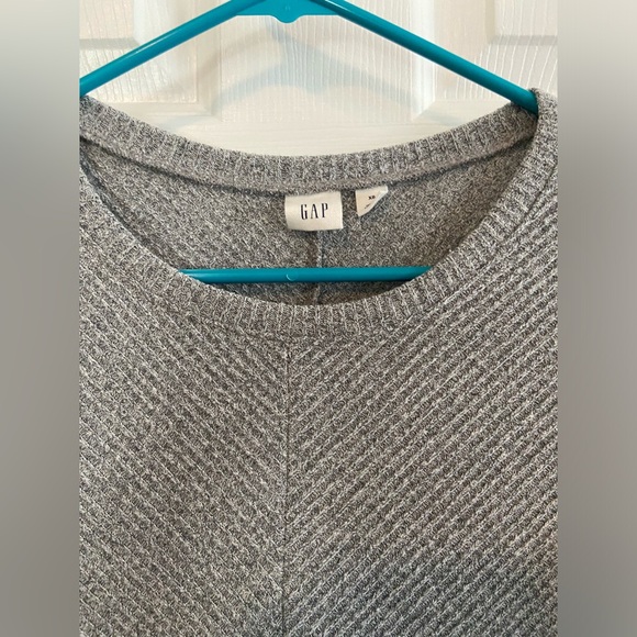 GAP light grey sweater dress - Picture 2 of 3